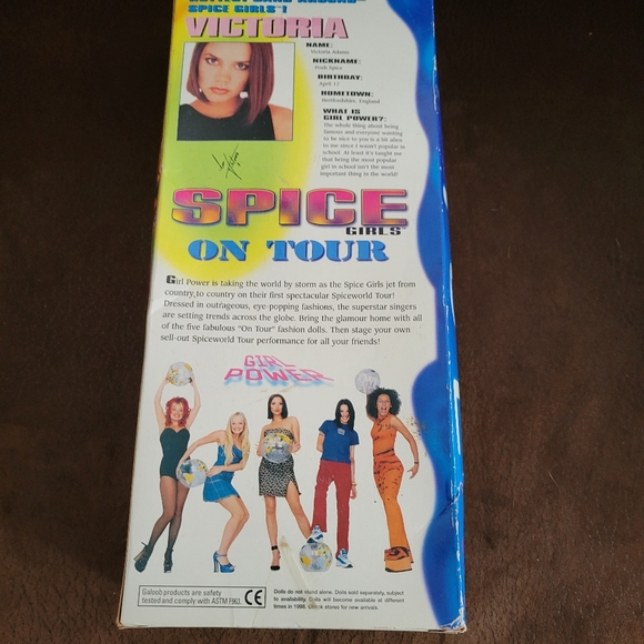 Vintage SPICE GIRLS On Tour Victoria Beckham Posh Spice Doll  Vintage 1998 - Picture 2 of 6
